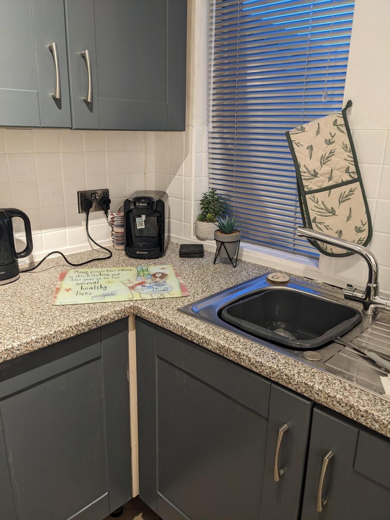 Cosy Cottage With Sea & Mountain Views Carnlough Eksteriør bilde