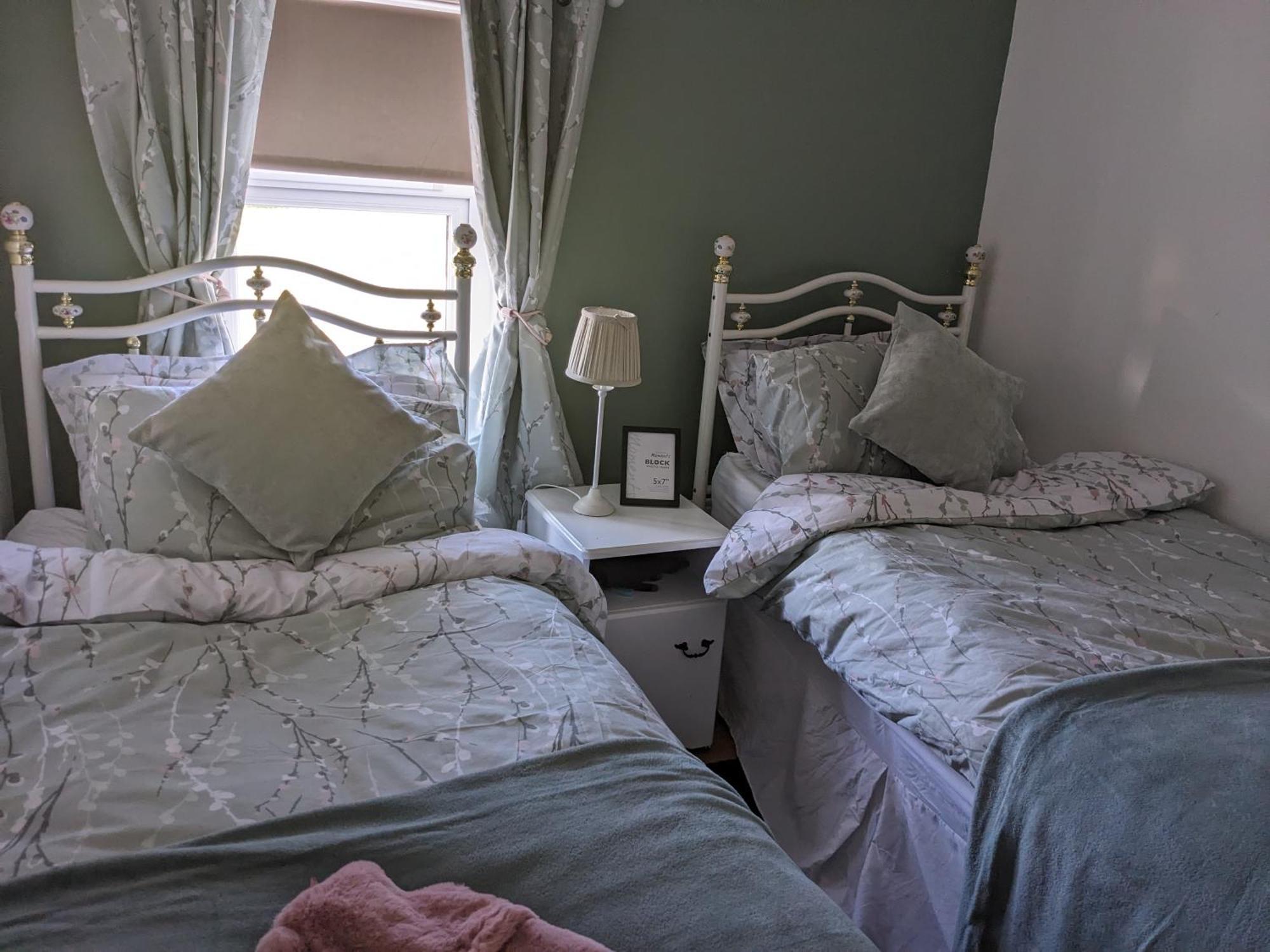 Cosy Cottage With Sea & Mountain Views Carnlough Eksteriør bilde